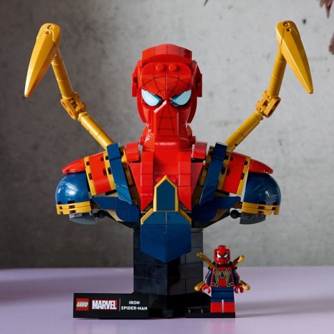 LEGO Klocki Super Heroes 76326 Popiersie Iron Spider-Mana