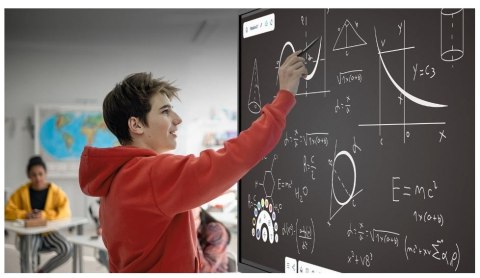 Optoma Monitor interaktywny 65 cali 5653RK 8GB RAM / 64 GB ROM, 2x 18W speaker + 2x 8W subwoofer, 8 mikrofonów, 50-finger mutitouch, ze