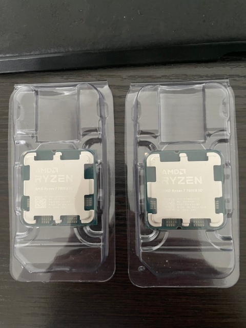 Procesor AMD Ryzen 7 7800X3D Tray