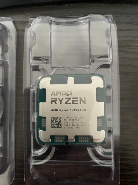 Procesor AMD Ryzen 7 7800X3D Tray